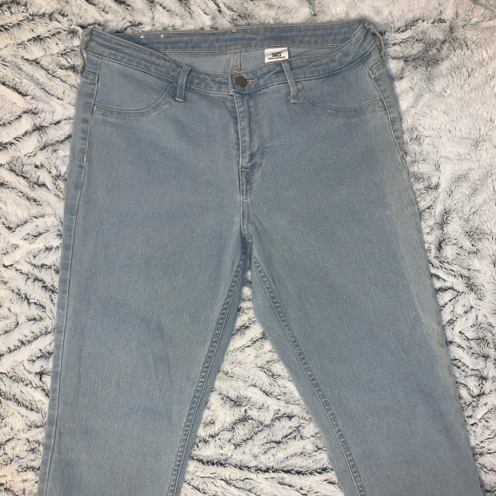 Light Wash Skinny Jeans